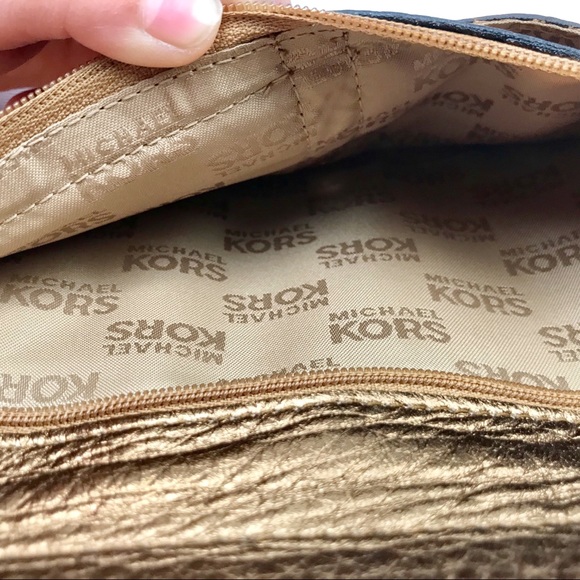 Michael Kors Metallic Bronze Leather Wristlet NWOT - Picture 7 of 7